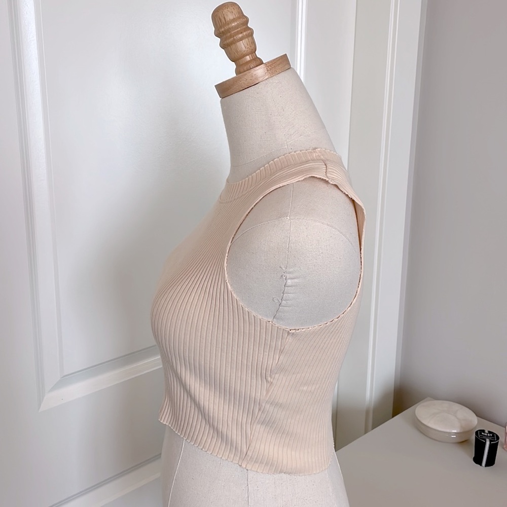 TOPSHOP | Ribbed Tank - Cream | Size: 4 - Picture 5 of 6